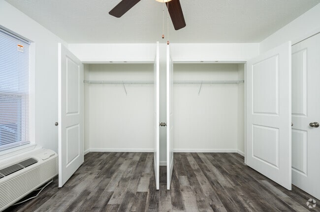 1BR, 1BA - 836SF - Bedroom Closets - The Reserve at Madison Flatts