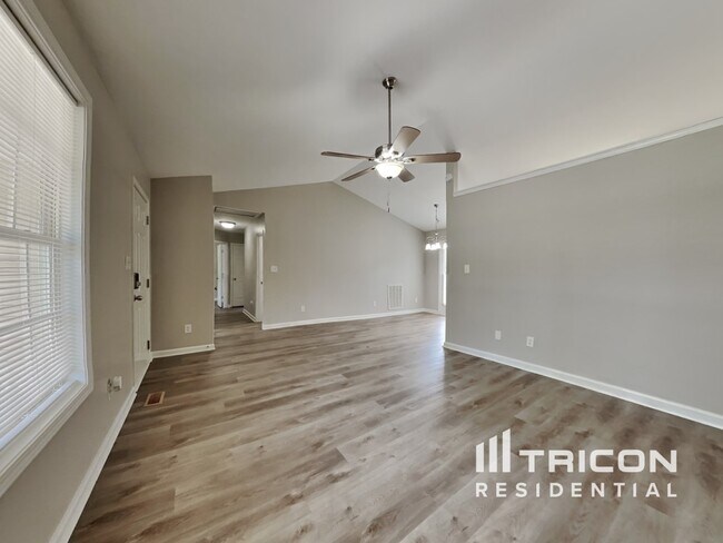 Foto del edificio - 3057 Van Dorn Road Knightdale NC