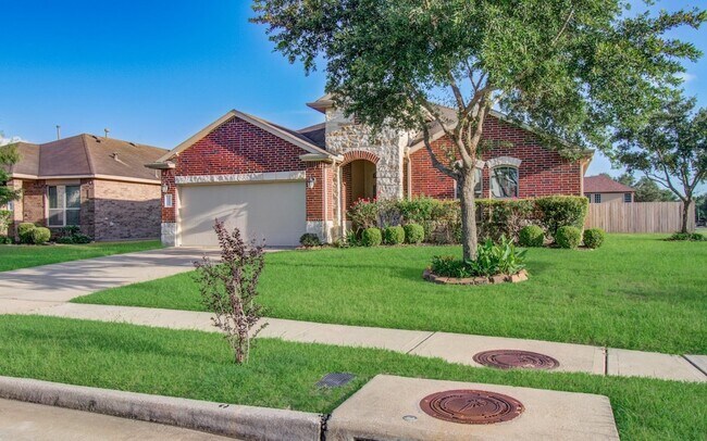 Foto del edificio - 3243 Aegean Dr