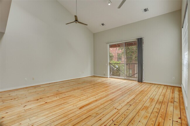 Foto del edificio - 910 Ruthven St