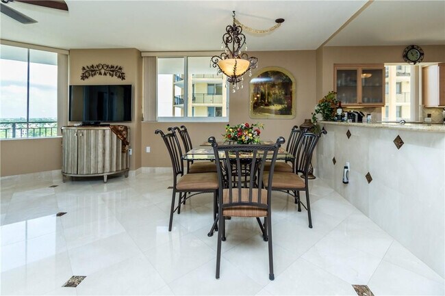 Foto del edificio - 2001 N Ocean Blvd