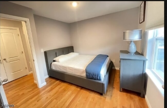 Building Photo - 201 Schuyler Ave