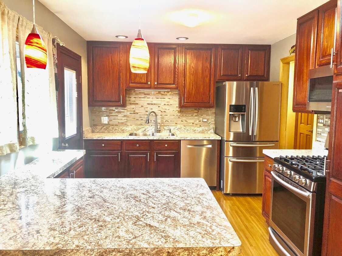 Foto principal - 1480 Jefferson Rd