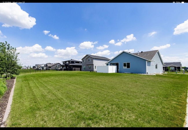 Building Photo - 8853 Meadowlark Pky
