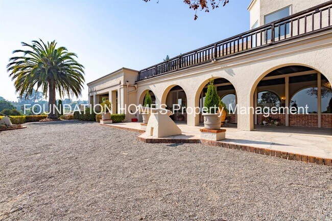 Foto del edificio - 75 Margarita Dr