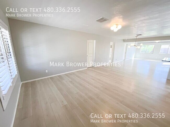 Foto del edificio - 5627 N 14th Dr