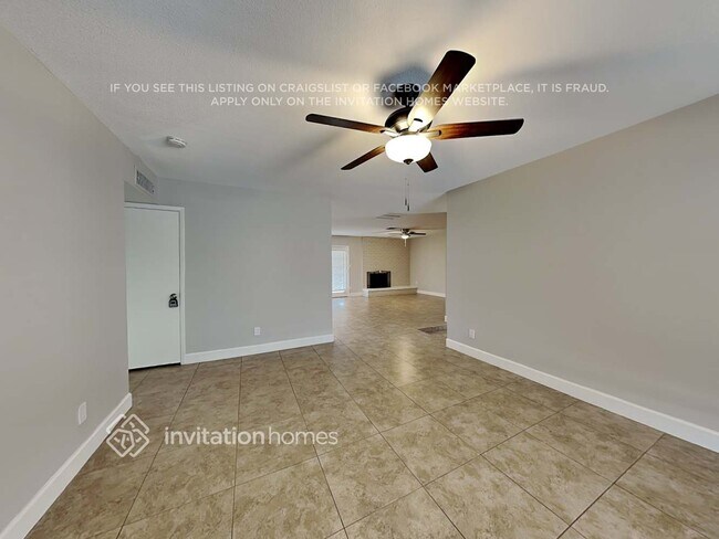 Building Photo - 17619 N 29th Ave