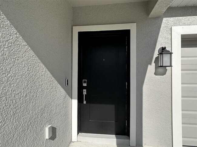 Foto del edificio - 335 Loch Ct