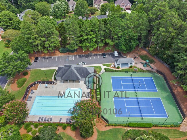 Foto del edificio - Beautiful 4 bedroom house in Suwanee - Nor...