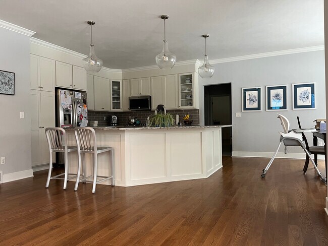 Foto del edificio - 4420 Gray Wing Ln