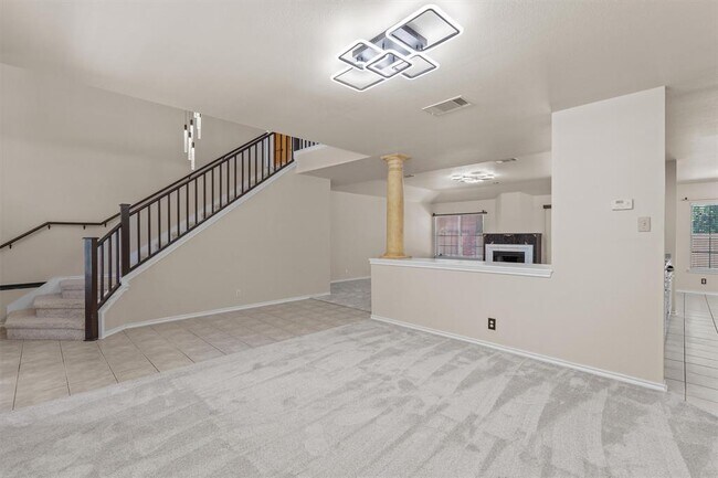 Building Photo - 201 Covala Dr