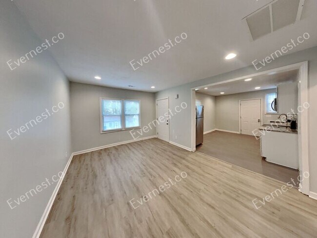 Foto del edificio - 1266 Byewood Ln SW