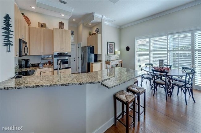 Building Photo - 2 br, 2 bath House - 5208 97th St E