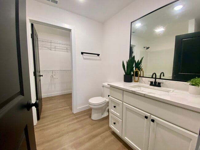 Building Photo - 3310 Stoneway Ct