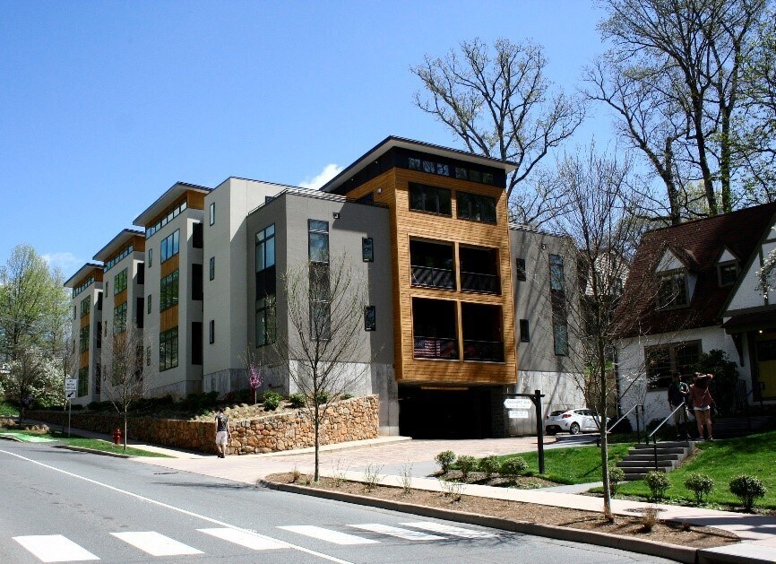 Primary Photo - 1600 Jefferson Park Ave
