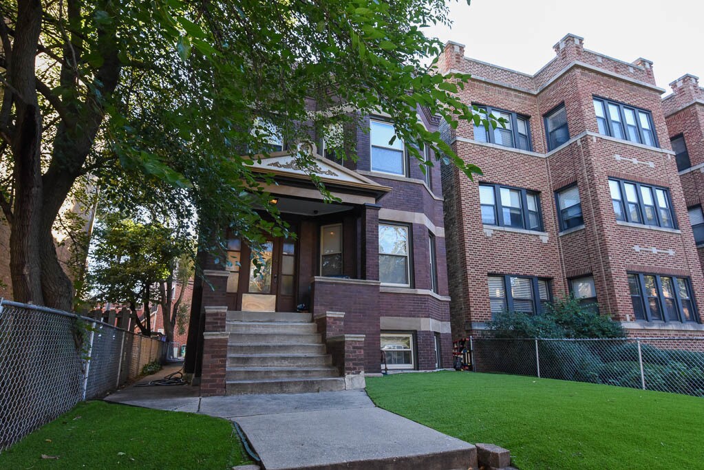 4039 N Southport Ave Unit 1, Chicago, IL 60613 Condo for Rent in