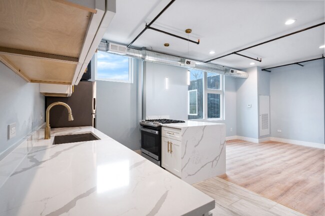 Foto del edificio - 9865 W Roosevelt Rd