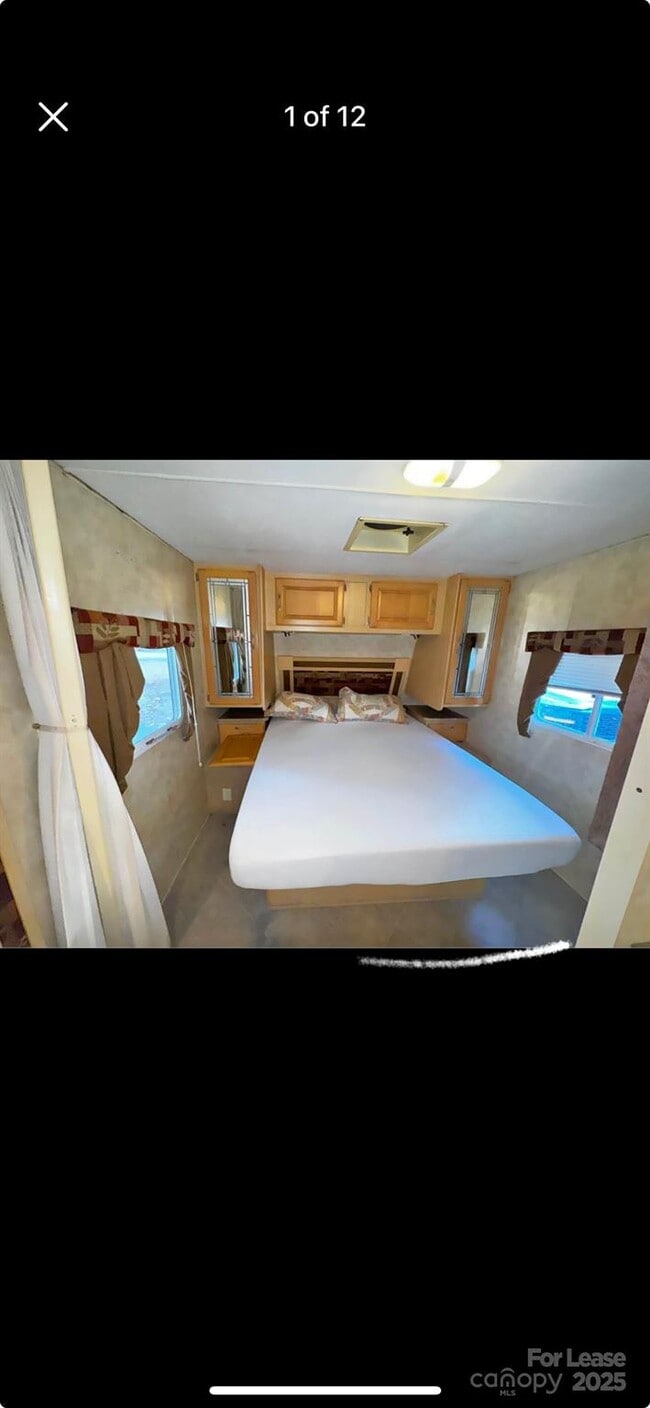 Building Photo - 3680 Berry Rd