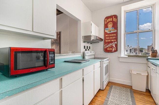 Photo - 350 King St Townhome