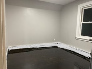 52-54-54 Lenox St