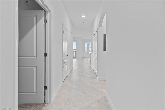 Building Photo - 5807 Double Eagle Cir