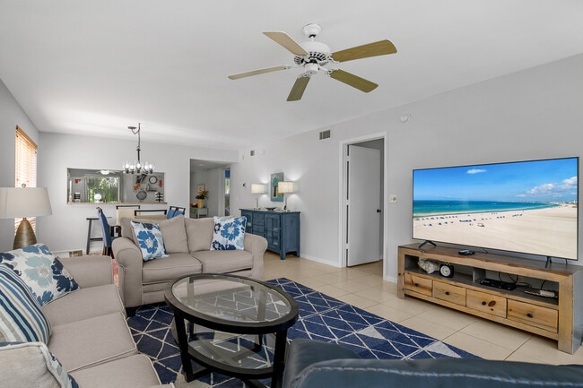 Building Photo - 1330 Yesica Ann Cir