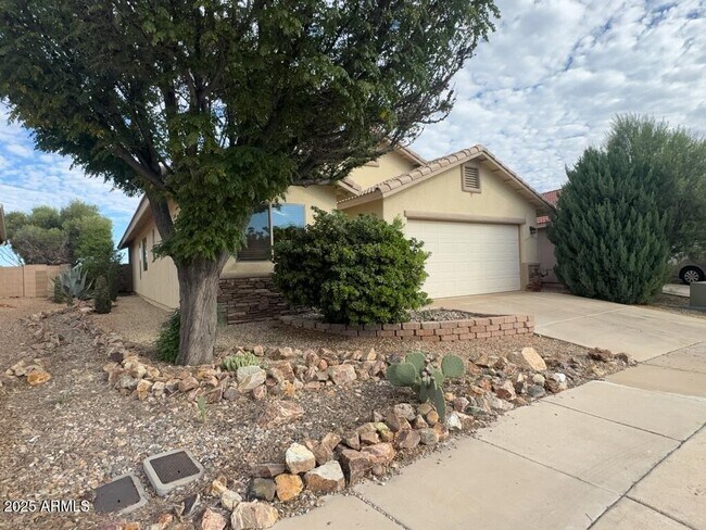 Foto del edificio - 4651 Big Bend St