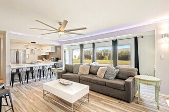 Building Photo - 4000 Gulf Terrace Dr