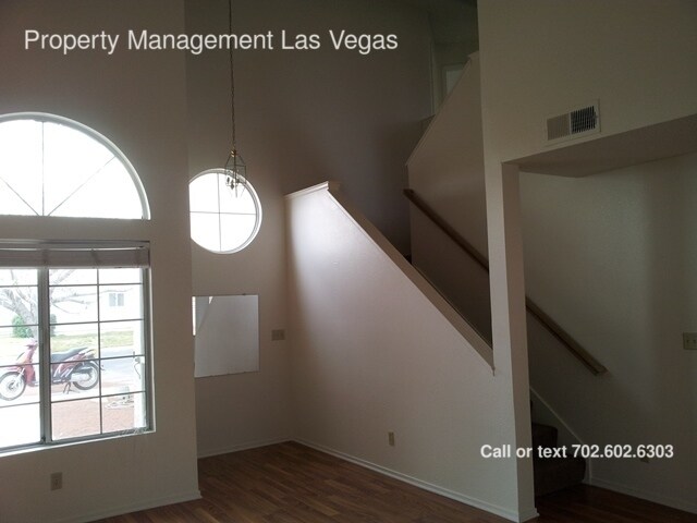 Building Photo - 6356 Moonmist Ave