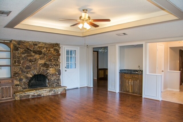 Foto del edificio - 7247 Foxworth Dr