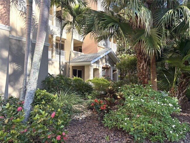 Building Photo - 5122 Manorwood Dr