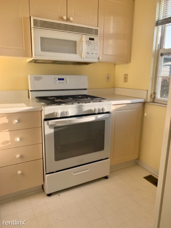 Building Photo - 2 br, 1 bath Condo - 724 Parkgrove Way