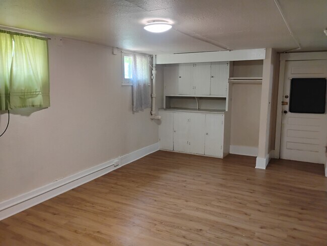 Foto del edificio - 1831 6th Ave