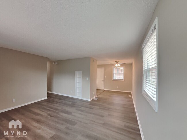 Foto del edificio - 406 Blair Villa Dr SE