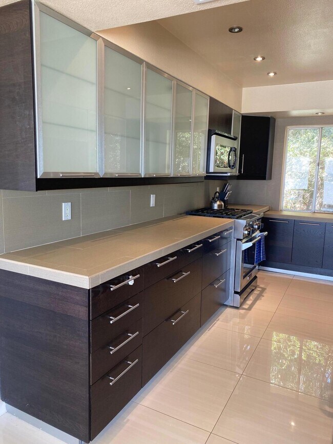 Foto del edificio - 2104 Southridge Dr