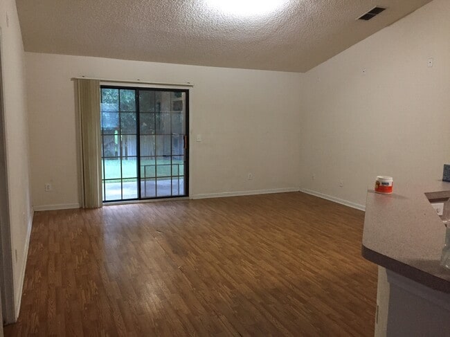Building Photo - 12376 Richards Glen Ct