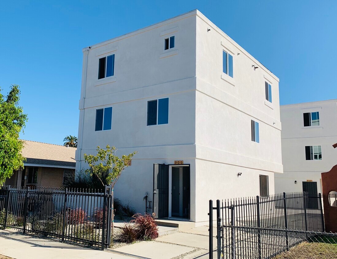 329 Townhouses for Rent in Los Angeles, CA | Westside Rentals