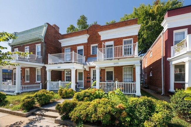 Building Photo - 2605 Parkwood Ave
