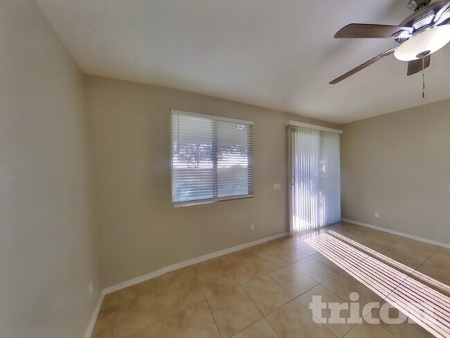 Building Photo - 34953 N Open Range Dr