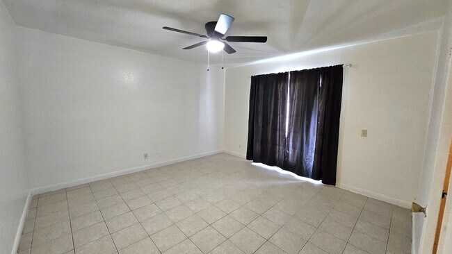 Foto del edificio - 21398 Baldwin Ln