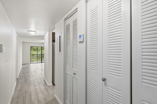 Foto del edificio - 2039 Coral Ridge Dr