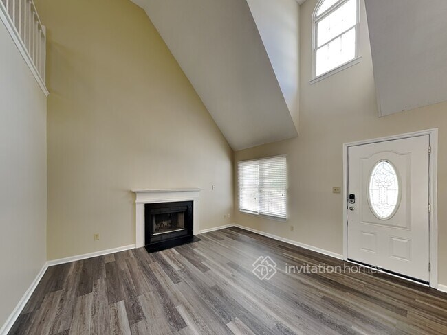 Foto del edificio - 6411 Currywood Pl