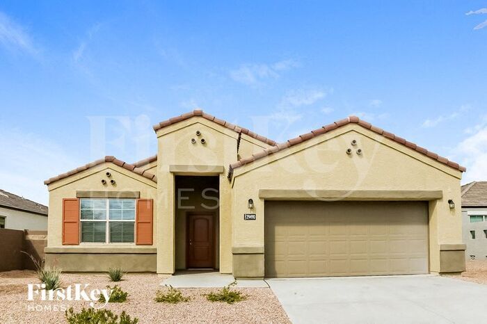 Foto principal - 29490 W Mitchell Ave