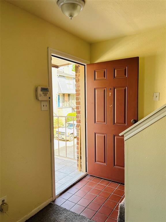 Foto del edificio - 1919 Place Rebecca Ln