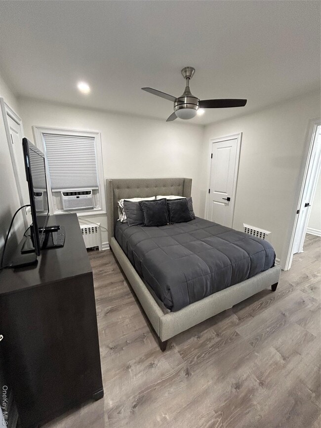 Building Photo - 34 Smith St