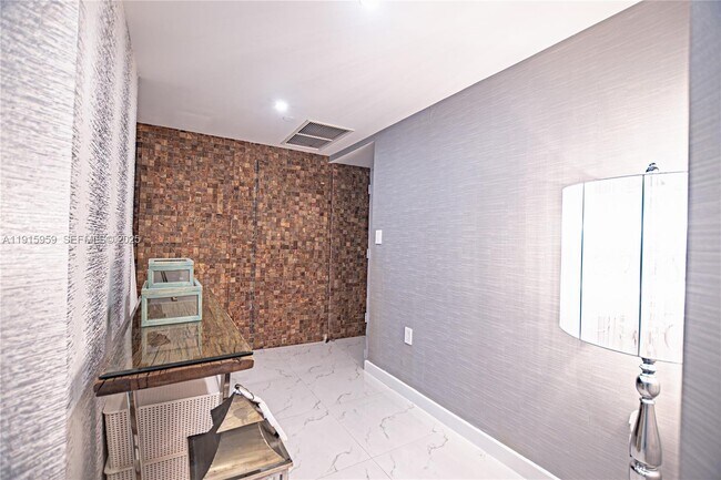 Foto del edificio - 500 Brickell Ave