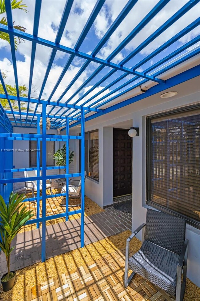 Foto del edificio - 3225 SW 58th Ave