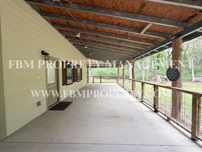 Foto del edificio - 338 Post Oak Dr