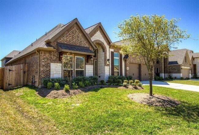 Building Photo - 23403 Clark Arbor Ln