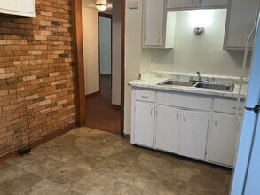 Building Photo - 4612 N 46th St